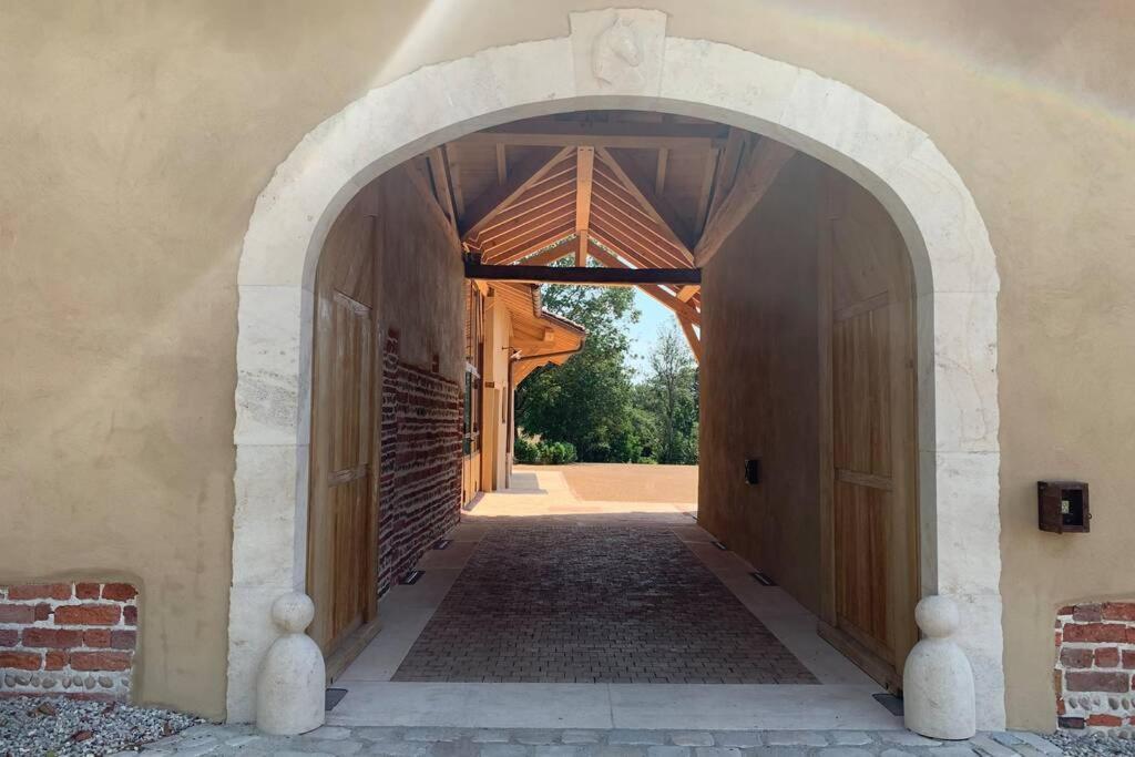 Vila Ancien Haras Refait A Neuf A 3 Km De Vonnas Exteriér fotografie