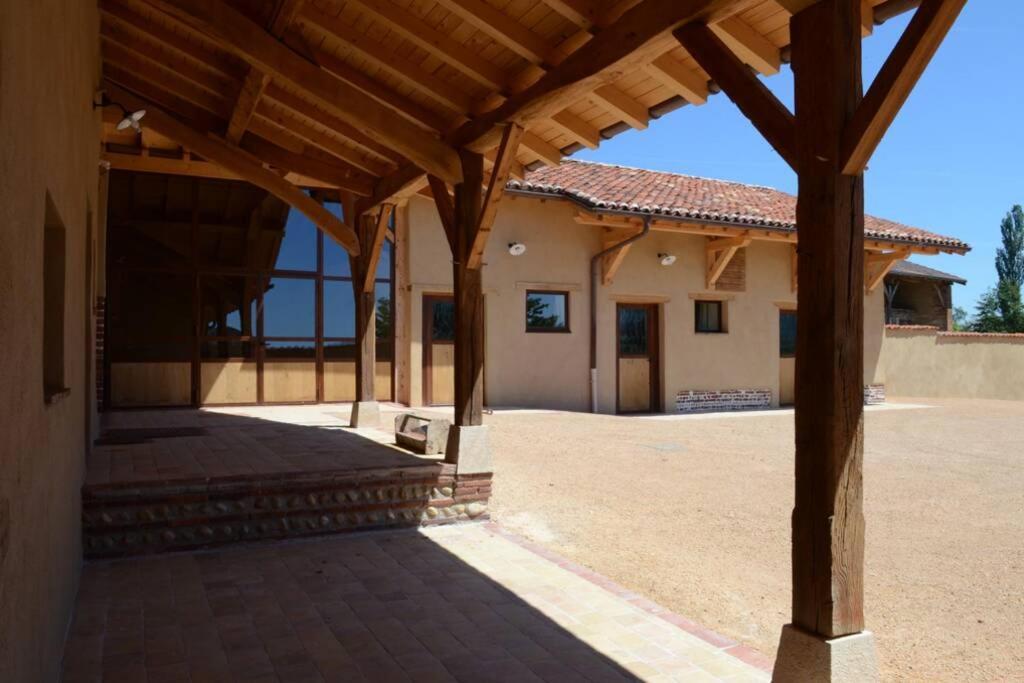 Vila Ancien Haras Refait A Neuf A 3 Km De Vonnas Exteriér fotografie